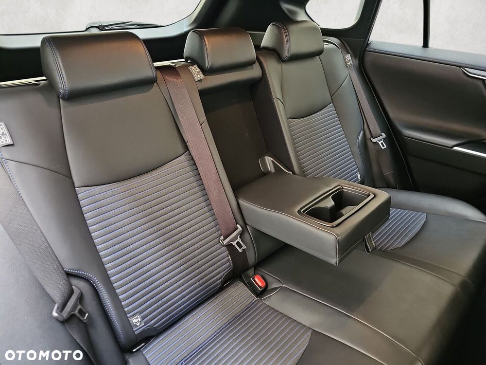 Toyota RAV4 - 26