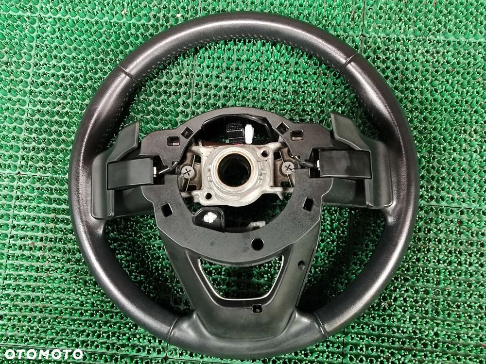 TOYOTA YARIS 19-24r Kierownica Skórzana - 31