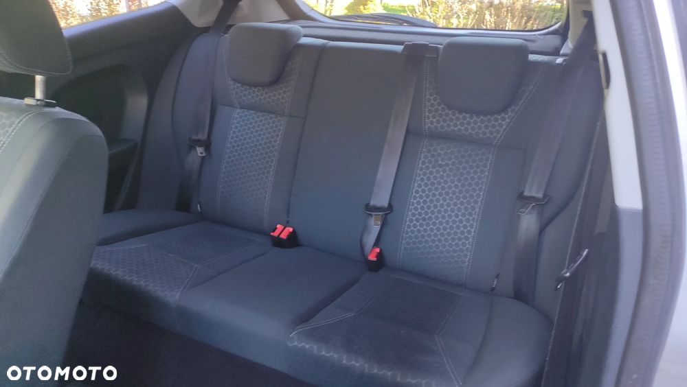 Ford Fiesta 1.4 Ghia - 18