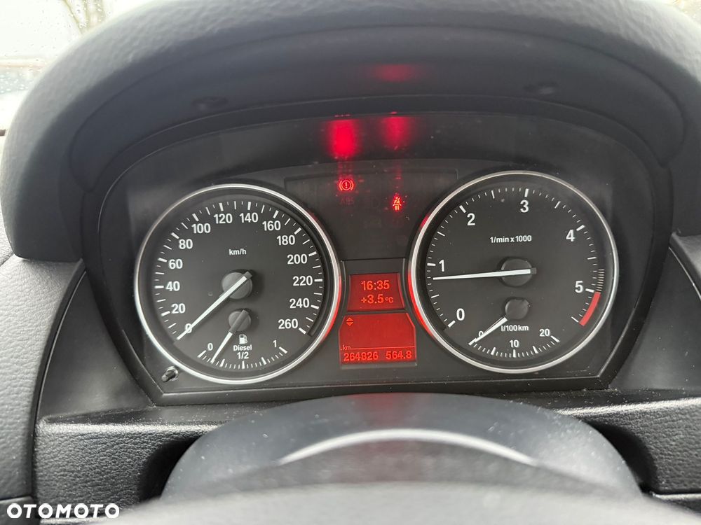 BMW X1 xDrive18d - 6