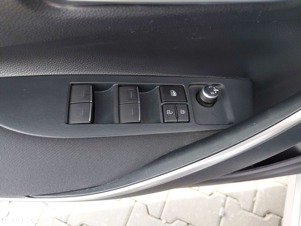 Toyota Corolla - 20