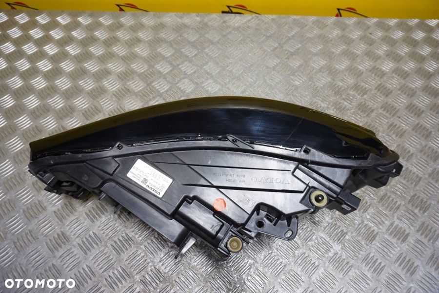 VOLVO C40 XC40 LIFT 2022 2023 - REFLEKTOR LAMPA FULL LED PRAWA USA - 6