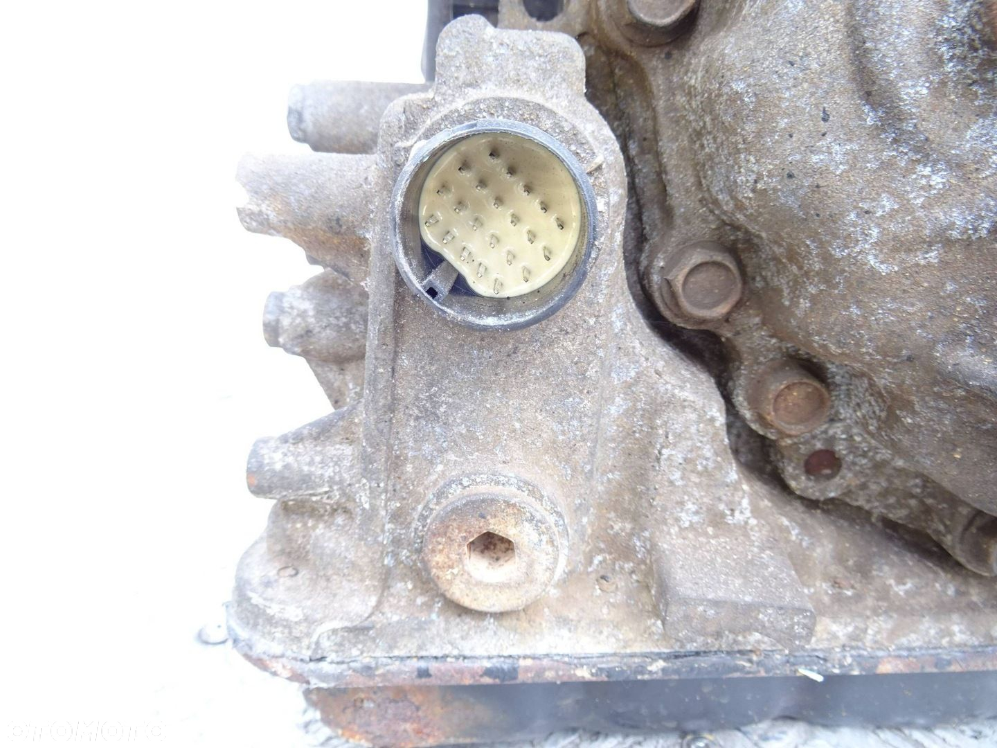 Skrzynia biegów AUTOMAT CVT Nissan Qashqai J10 2.0 B 4x2 1XF0D - 6