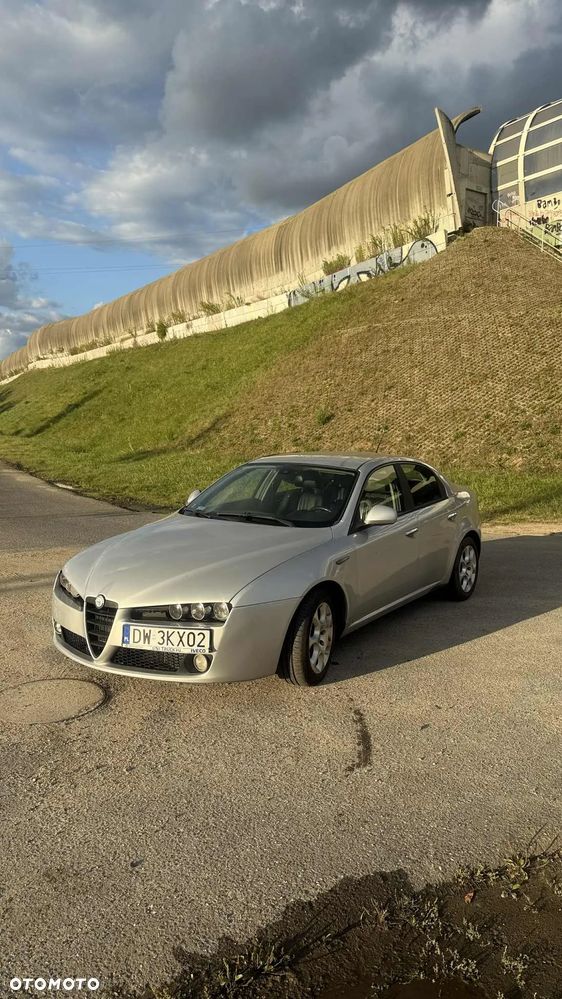 Alfa Romeo 159 1.9 JTDM 16V DPF Distinctive - 1