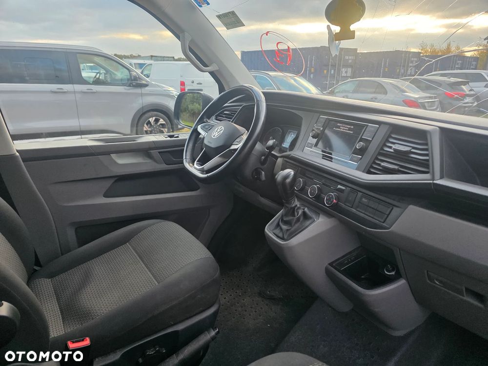 Volkswagen Transporter - 26