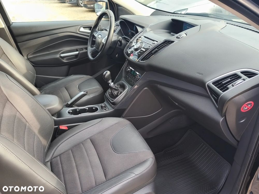 Ford Kuga 2.0 TDCi 4WD Titanium - 18