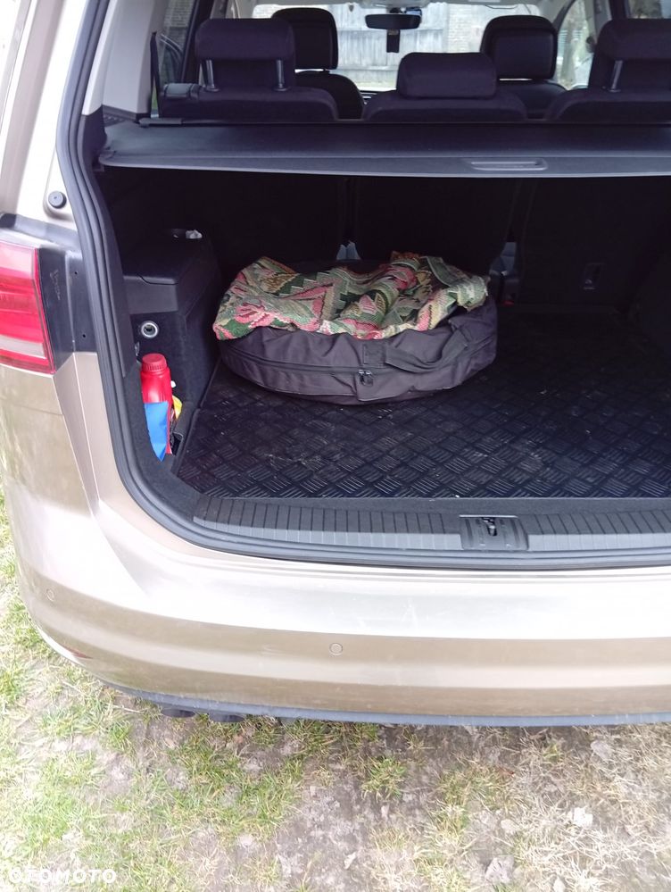 Volkswagen Touran ver-2-0-tdi-bmt-comfortline - 12