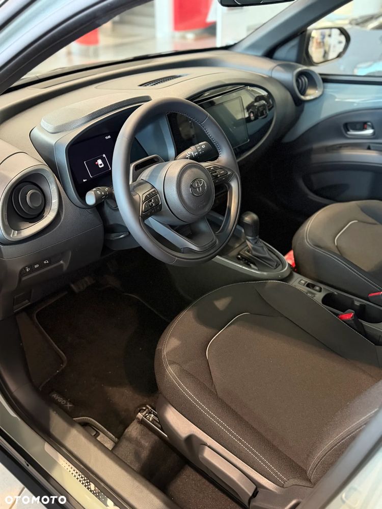 Toyota Aygo X Hybrid 1.5 Style e-CVT - 3