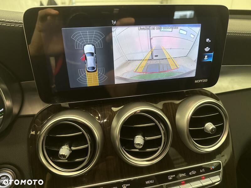 Mercedes-Benz GLC - 17