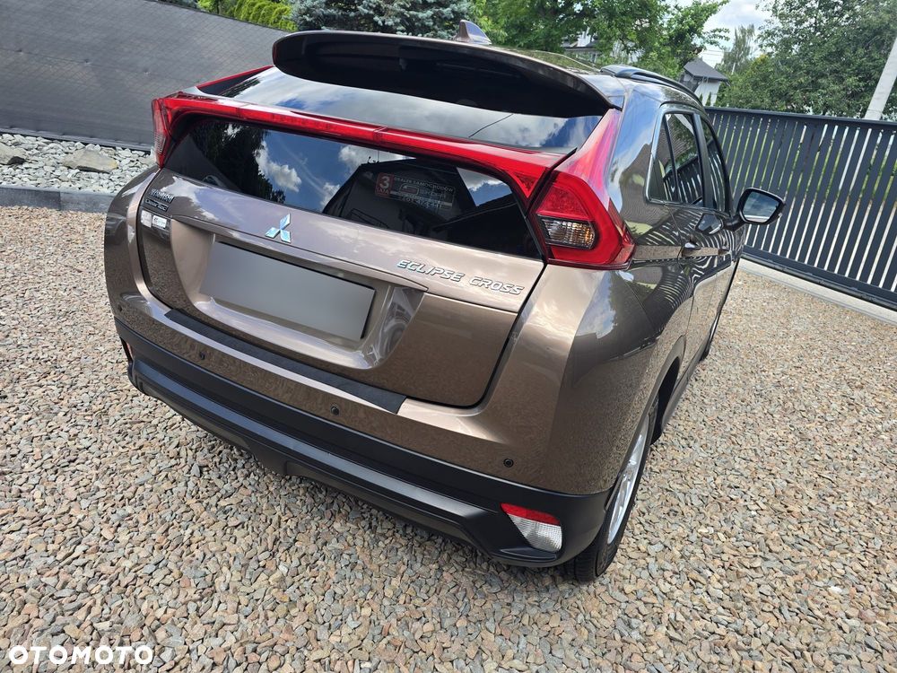 Mitsubishi Eclipse Cross 1.5 T GPF Invite Plus - 10