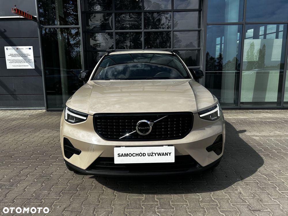 Volvo XC 40 - 3