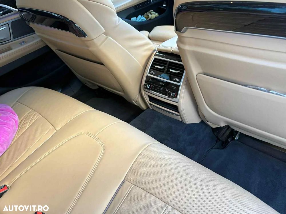 BMW Seria 7 - 14