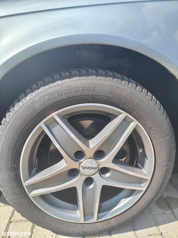 Audi A4 Avant 2.0 TDI - 11
