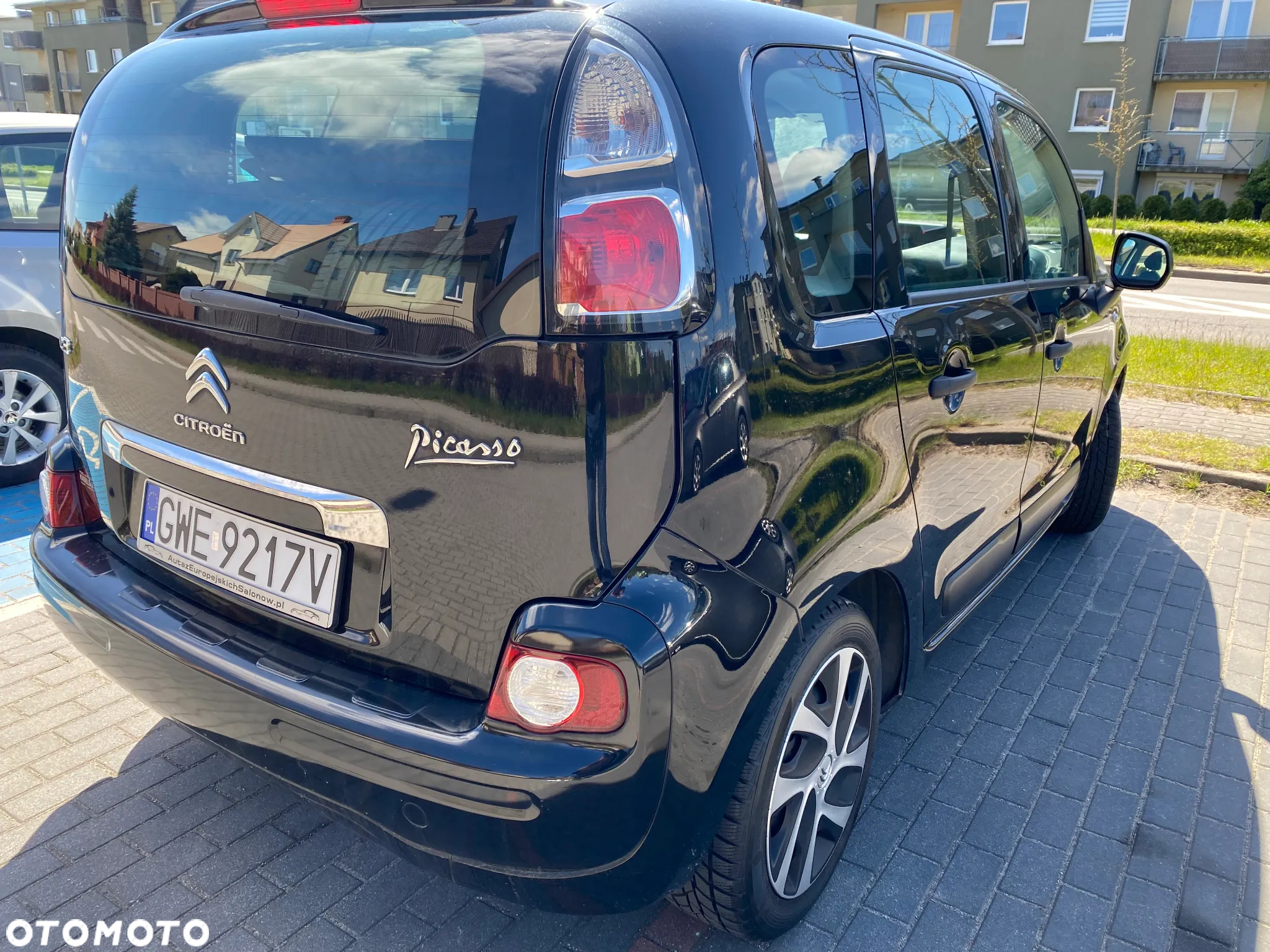 Citroën C3 Picasso 1.4i Attraction - 11