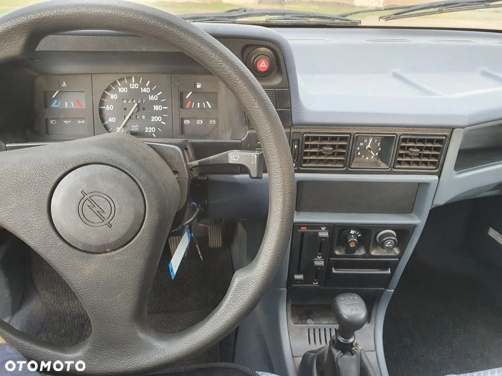 Opel Kadett E 1.4 CS - 9