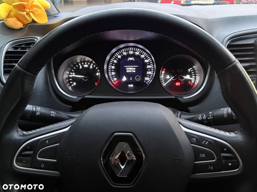 Renault Scenic BLUE dCi 120 BLACK EDITION - 9