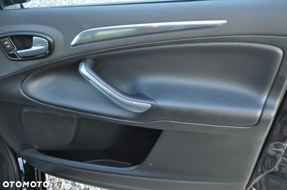 Ford S-Max 2.0 TDCi Titanium - 27