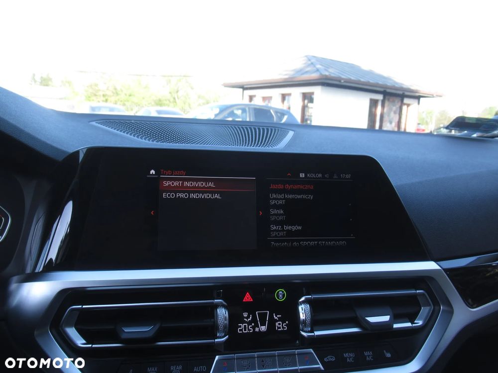 BMW Seria 3 318i Sport Line - 27