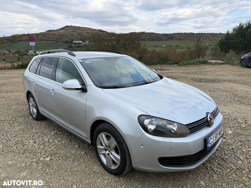 Volkswagen Golf 1.6 TDI DPF DSG Exclusive - 3