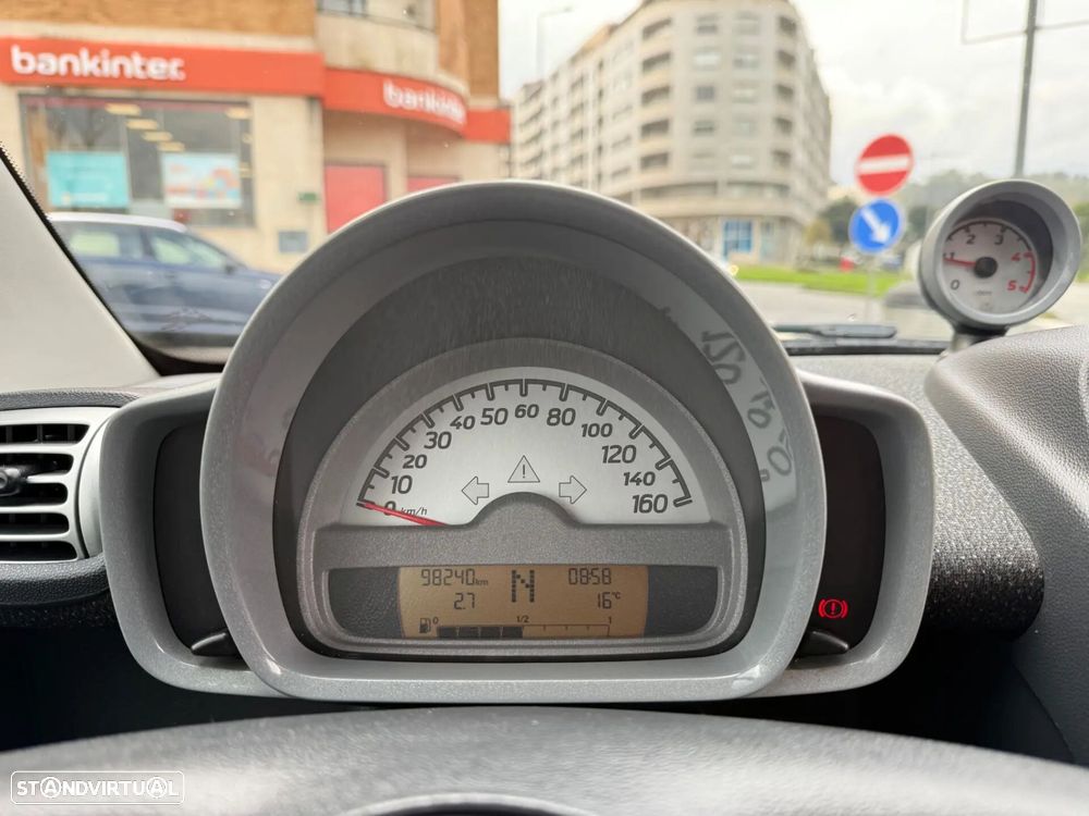 Smart ForTwo Coupé 0.8 cdi Passion 45 - 12