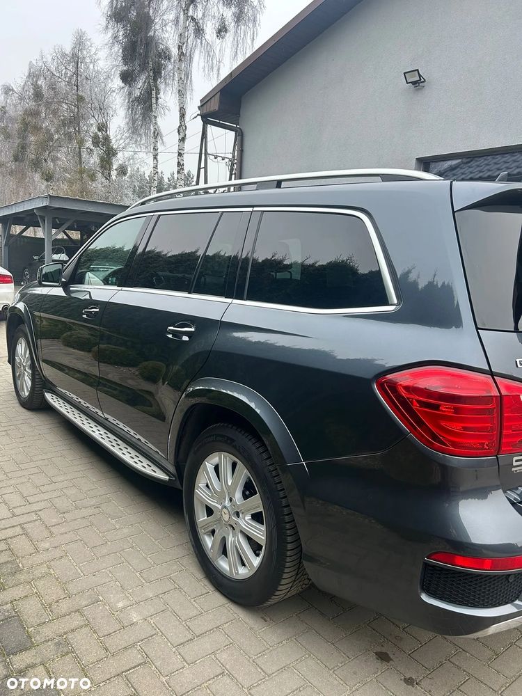 Mercedes-Benz GL - 5