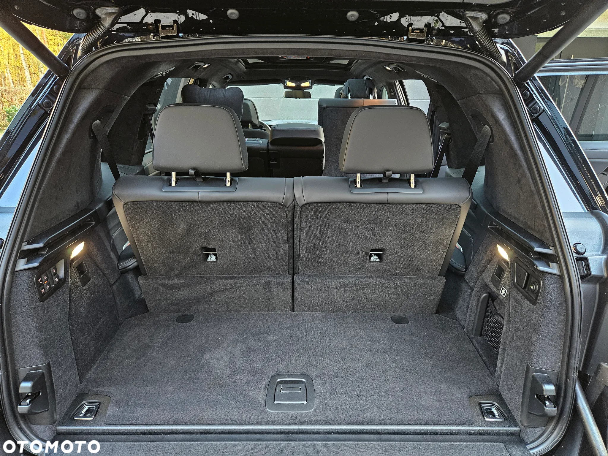 BMW X7 - 24