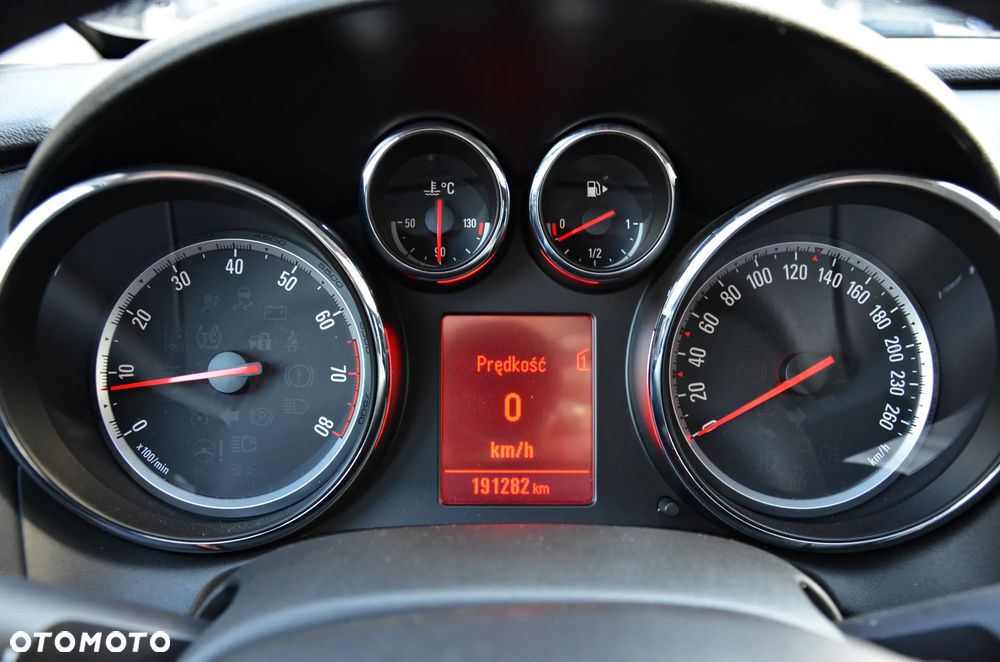 Opel Astra - 37