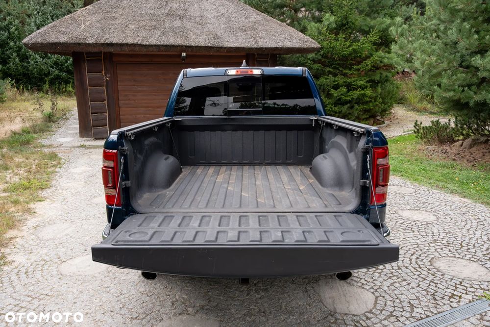 Dodge RAM 1500 5.7 4x4 - 20
