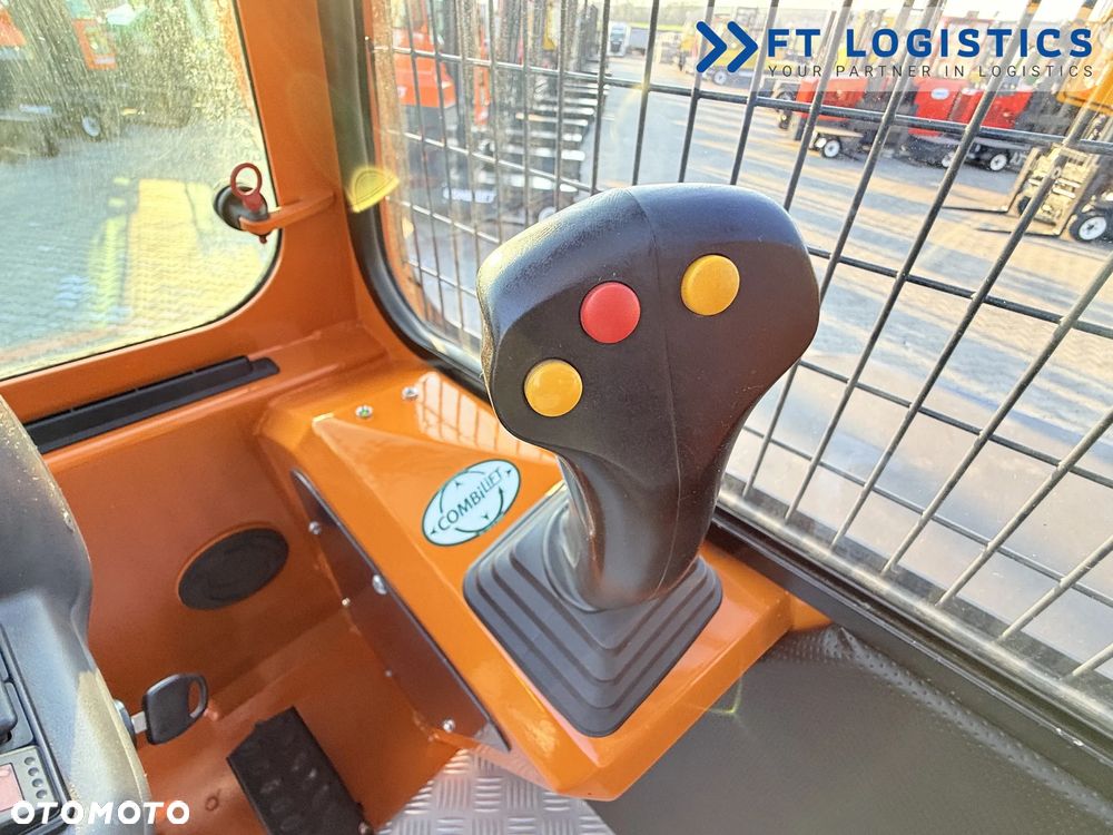 Combilift WÓZEK BOCZNY | COMBILIFT C6000SL | DIESEL | DUPLEX 3900MM | 4X WIDŁA + TRAWERSA 5550MM | PLATFORMA 2100MM | STAN IDEALNY | Szeroka oferta wózków czterokierunkowych i bocznych, dopasowanych do różnorodnych potrzeb i zastosowań - 19