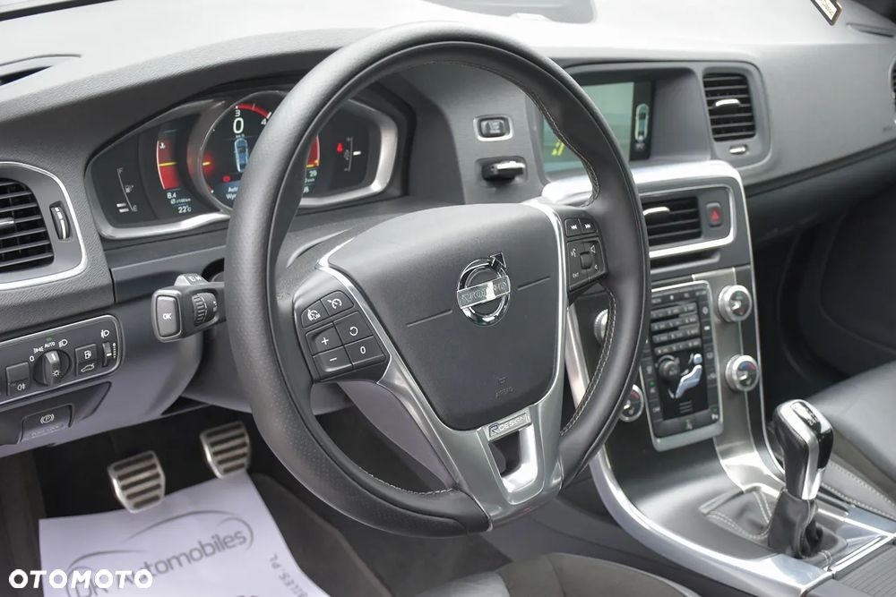 Volvo S60 D4 Drive-E R-Design Summum - 24