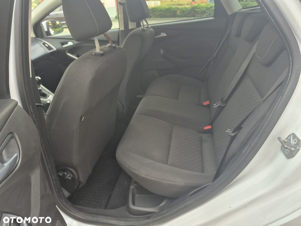 Ford Focus - 11