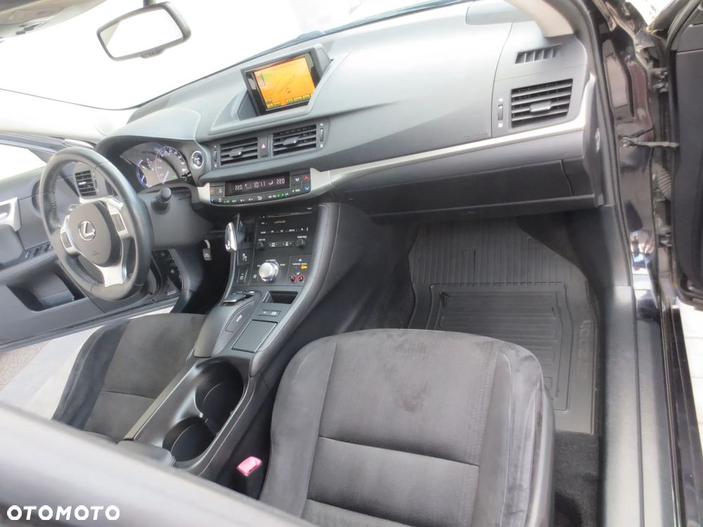 Lexus CT 200h Eco / Elite - 11