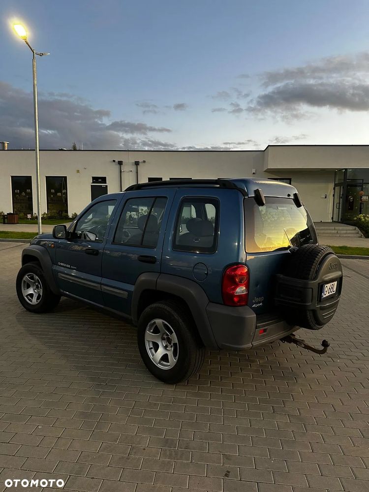Jeep Liberty 2.4 4x4 - 6