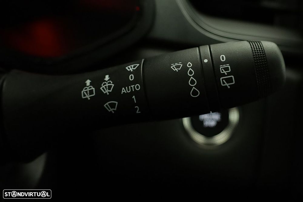 Renault Captur 1.0 TCe Techno Bi-Fuel - 17