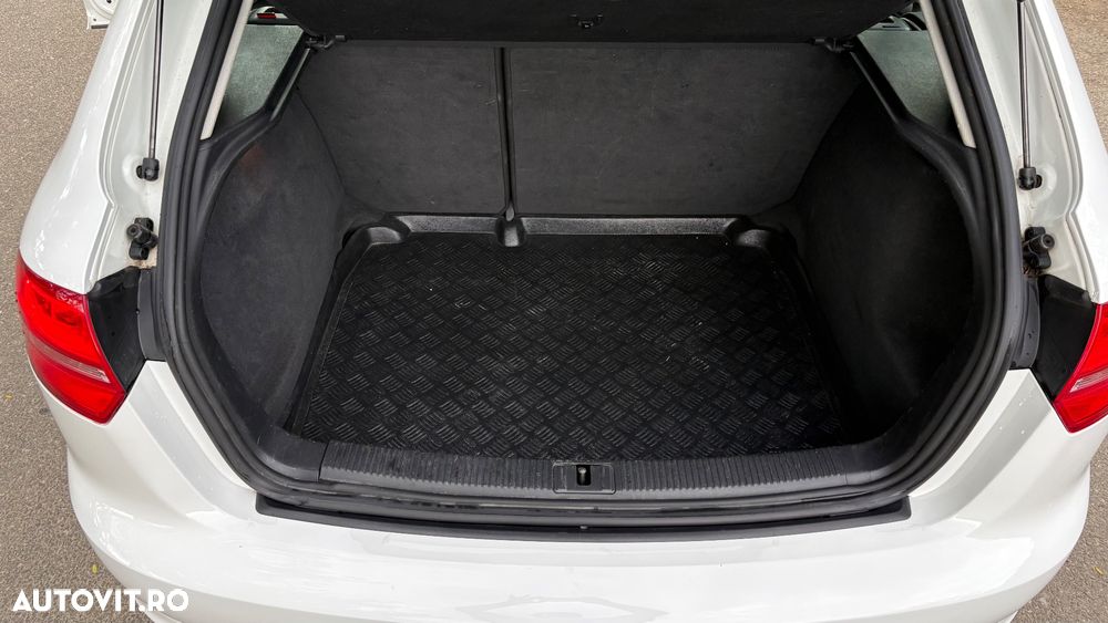 Audi A3 2.0 TDI Ambiente - 10