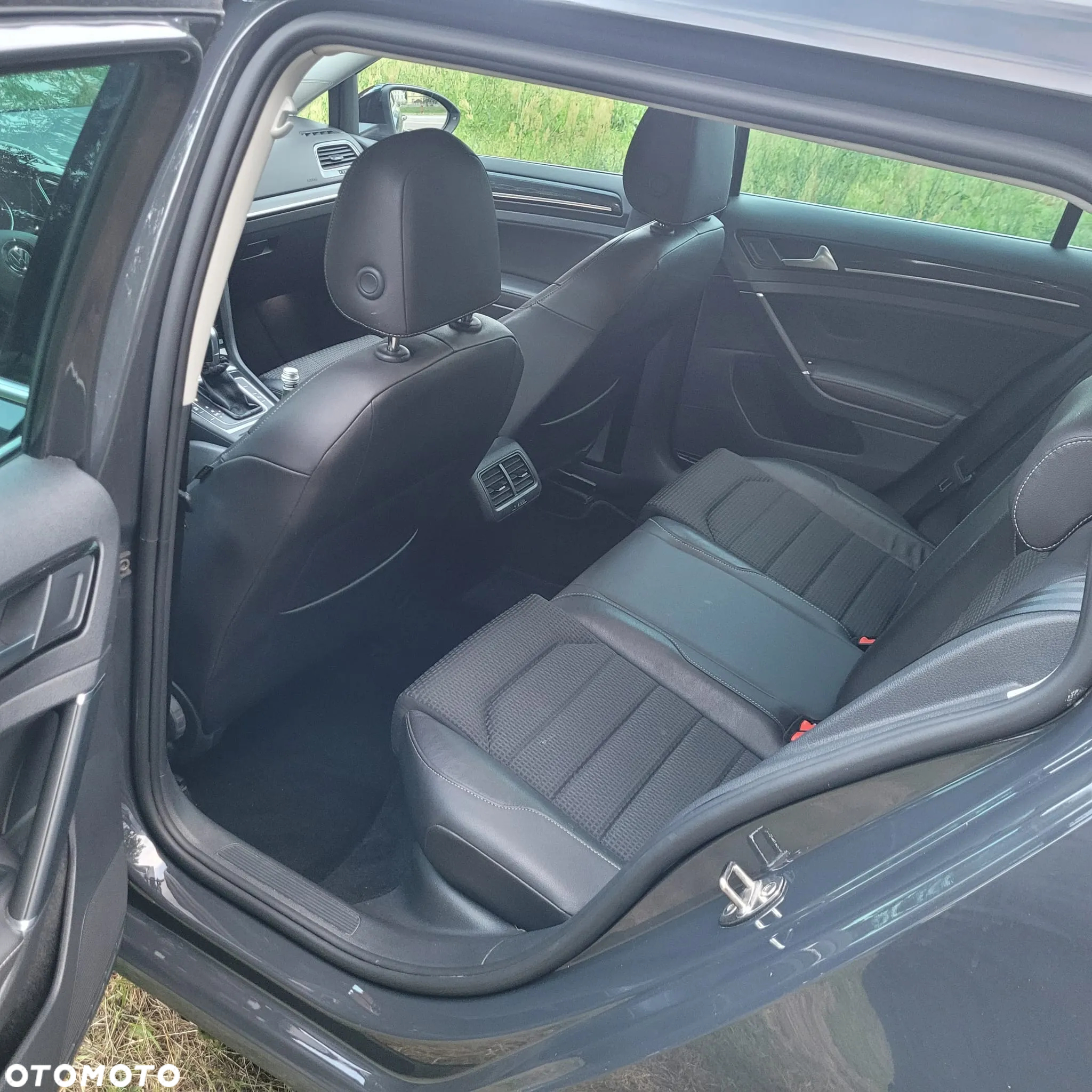 Volkswagen Golf - 13