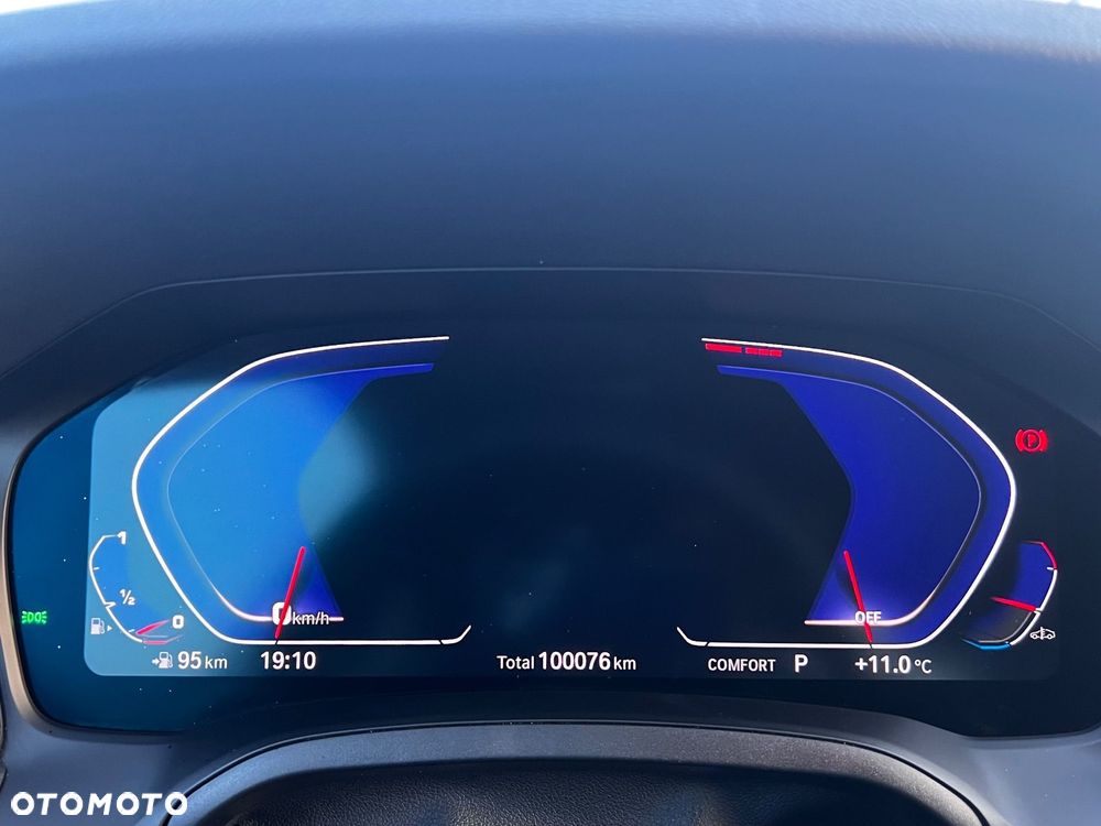 BMW Seria 3 330i xDrive M Sport sport - 21