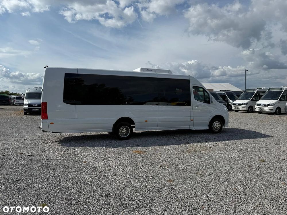 Mercedes-Benz Sprinter 517 - 4
