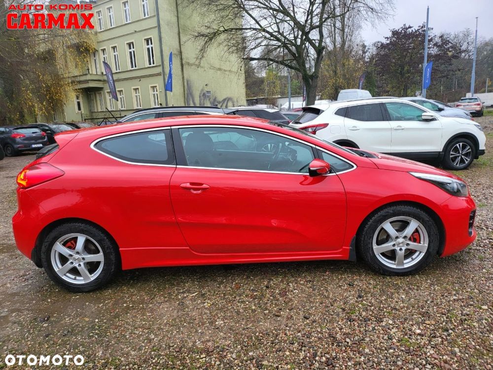 Kia ProCeed - 8