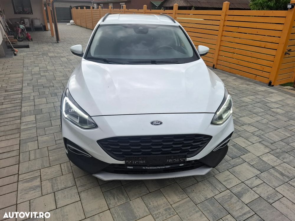 FORD Focus 2020 — imagine 3