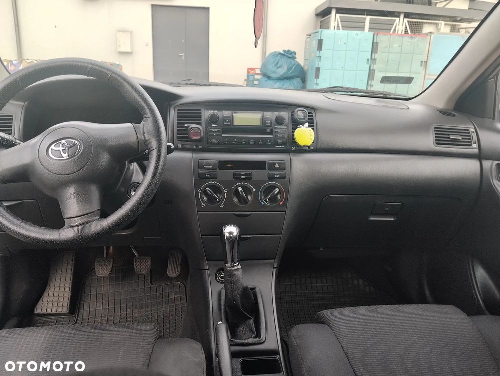 Toyota Corolla 1.4 VVT-i Luna - 4