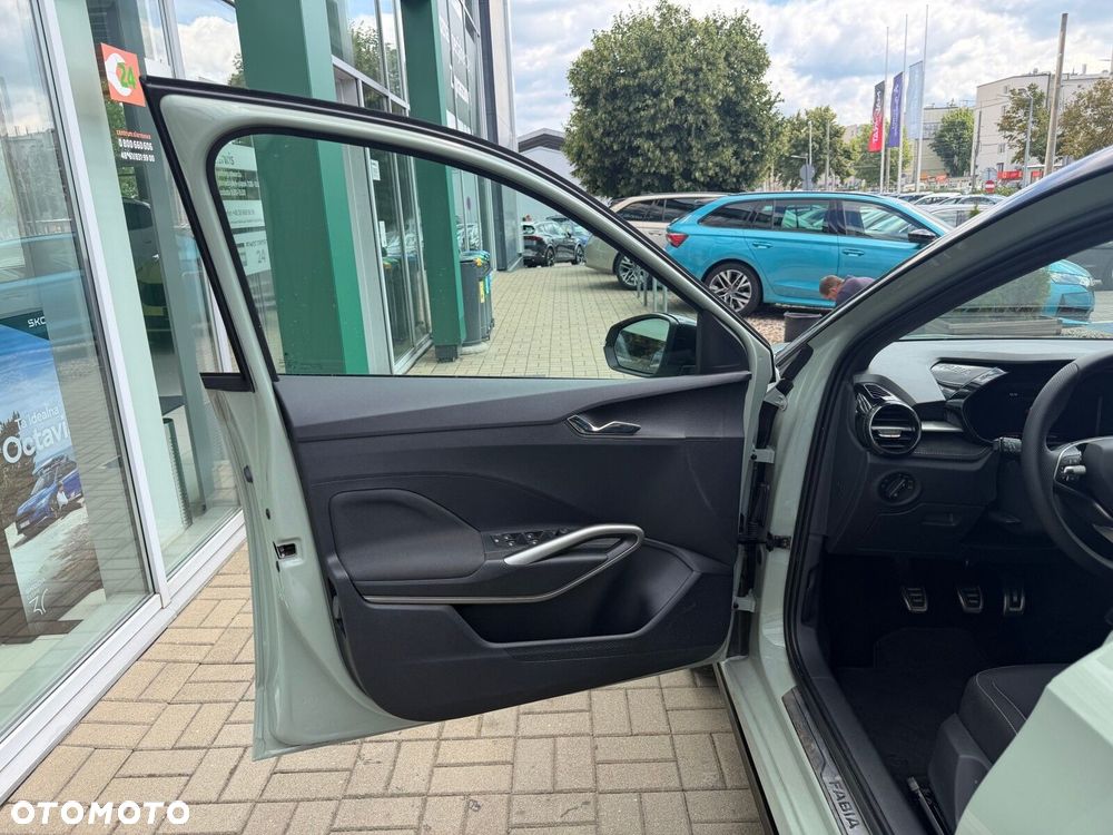 Skoda Fabia 1.0 TSI Monte Carlo - 12