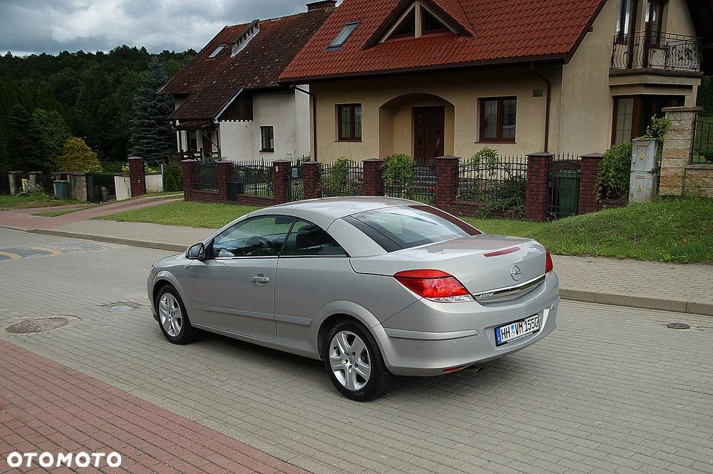 Opel Astra 1.6 Edition - 19