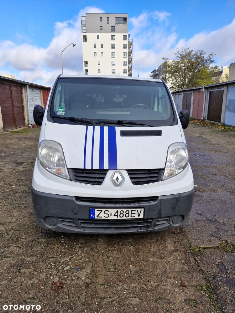 Renault Trafic FAP Combi L2H1 teilverglast - 2