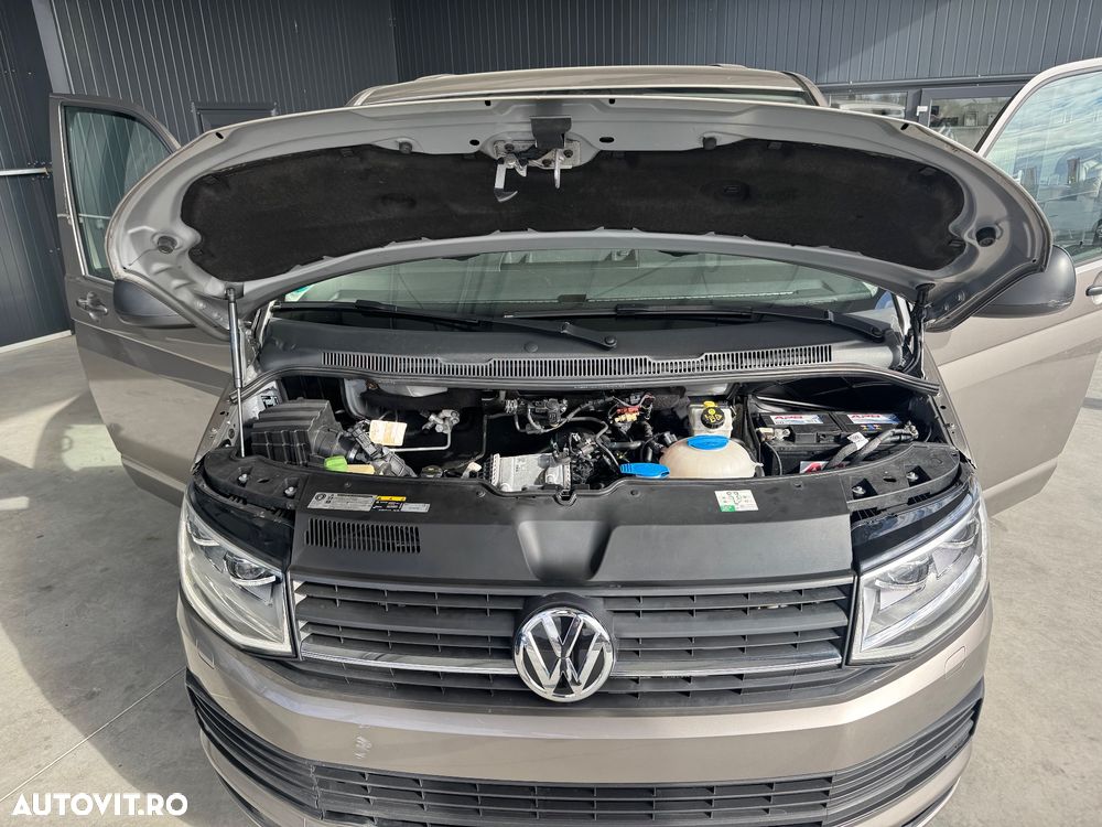 Volkswagen Multivan - 24