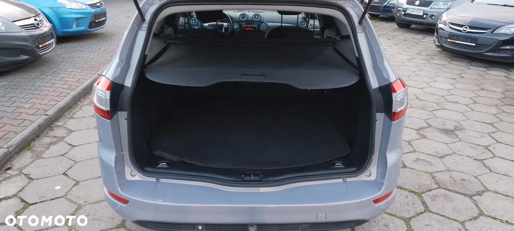 Ford Mondeo 1.6 TDCi Champions Edition - 20