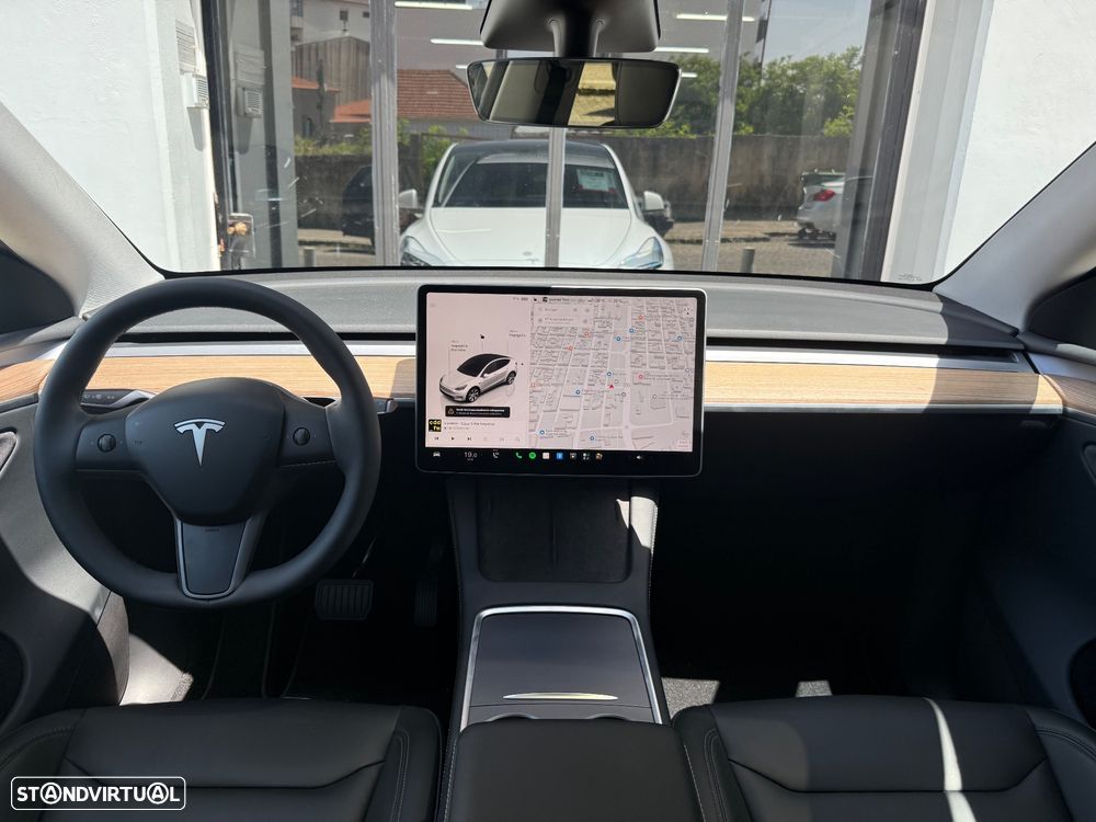 Tesla Model Y RWD - 15