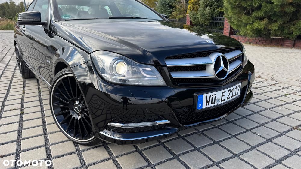 Mercedes-Benz Klasa C 180 Coupe BlueEFFICIENCY - 3