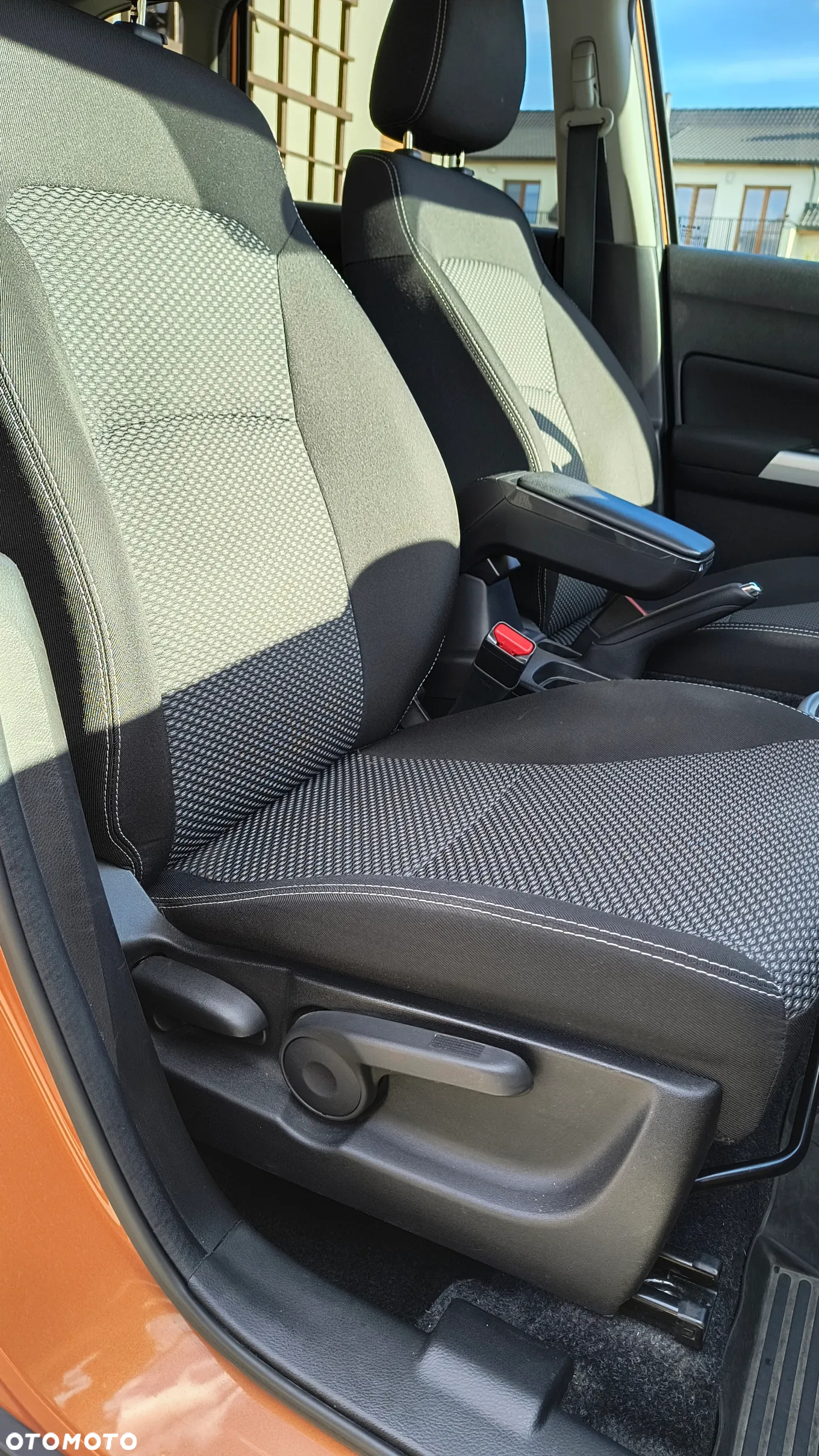 Suzuki Vitara 1.6 Premium 2WD - 9