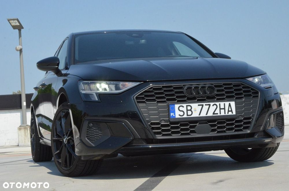 Audi A3 Sportback 30 TDI Advanced - 1